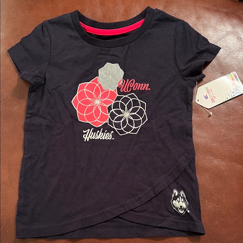 NWT University of Connecticut Huskies Youth T-Shirt